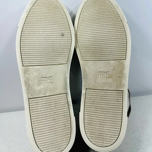 FRYE Metallic Ivy Logo Patch Women Studded Sneakers Size8,5 RARE - Picture 6 of 7